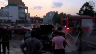 Возгорание автомобиля  Хёндай возле ТЦ 
