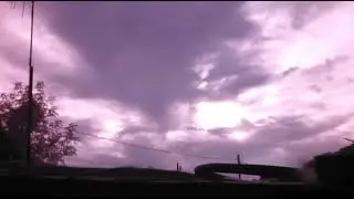 ОБЛАКО В ВИДЕ ВОРОНКИ ТОРНАДО