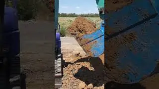Земляные работы на загородном участке | Строим дом своими руками #стройка #домсвоимируками