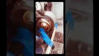 Как задавить поршень на тормозном суппорте.