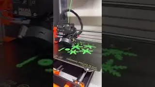 3D Printed Christmas Tree Shaped Christmas Ornament - DIY Christmas Decoration