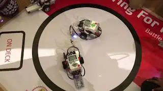 LEGO MINDSTORMS Sumo Battle     Лего Майндстормс  Сумо