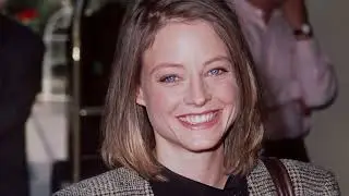 Jodie Foster - 30 Second Biography
