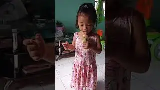 Baby licks her ice cream, shouts ayshkeeem! 😂