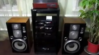 Моя аппаратура. PIONEER 717 mark II прекрасно играет с Электроникой 75АС