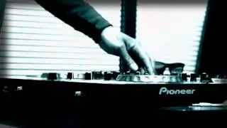 Pioneer DDJ SR TEXT RUN