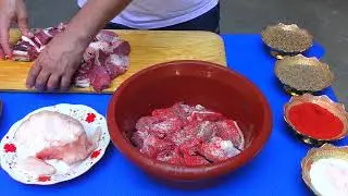 Казан кебаб. Тушеная мясо с картошкой в казане на костре. Казан кебаб из говядины. Рецепты с мясом.