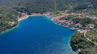 Luka Racisce, otok Korcula (Hrvaška iz zraka)