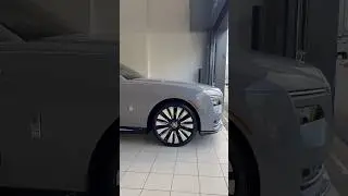 2024 RR Spectre in Tempest Grey