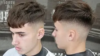 SIMPLE HAIRCUT TUTORIAL: HOW TO DO A MID SKIN FADE WITH A TEXTURED CROP || BEST HAIRCUT 2018
