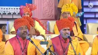 धरा पर अंधेरा बहुत छा रहा है प्रज्ञा गीत
