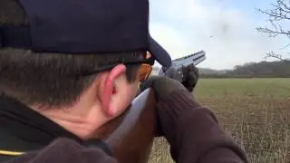 Beretta 692 on the clays slow-mo part 2