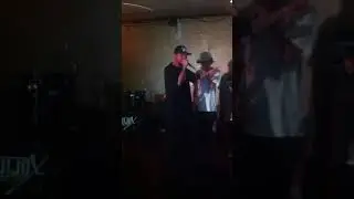 Dami mong alam - Loonie and Ron Henley LIVE!