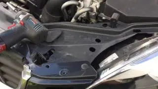 it is easy to install a headlight on a volvo xc60