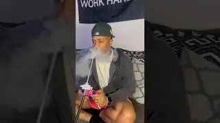 Gaming + Hookah! I’m In heaven 💗💨😂