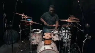 EMMANUEL BLUDO African groove Drum solo ( short Version)