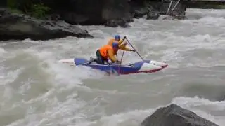 Чуя порог Бегемот  большая вода Горный Алтай