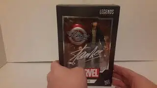 Bulldrek Reviews - Marvel Legends Stan Lee