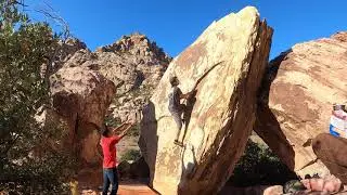 Peruvian Flake, Red Rock.