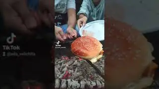 ВКУСНЕЙШИЙ БУРГЕР НА ПЛАНЕТЕ