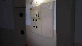 Закон карающий тех, кто клеит объявления в неположенных местах!