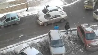 Авария на Авиаторов закончилась стрельбой