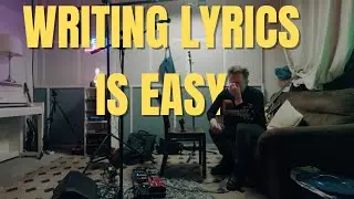 More songwriting madness from Berlin! ☞ MUSIC VLOG