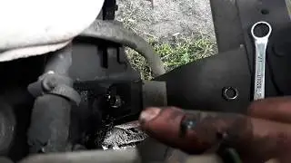 Removing the ZMZ 405 Oil Pan