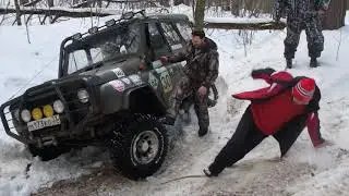 Колбасятся на Уазиках