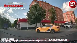 На ул. Ложевой в Туле опасный таксист нарушил ПДД