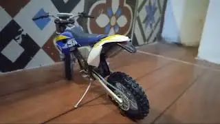 Motor Music Husaberg FE 450 Enduro CENTRAL HOBBY