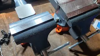 Vevor 6" Standard & 6.5" Double Jaw Bench Vises Review