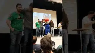 Mario drops his pants after Super Mario Bros. Championship 