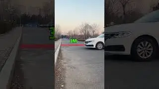 How to judge the distance between cars when turning?