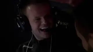 XYP9X SURFING vs BOOMBL4 SURFING