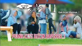 ROMANTIC KISS PRANK MAKES BAPER IN PUBLIC‼️