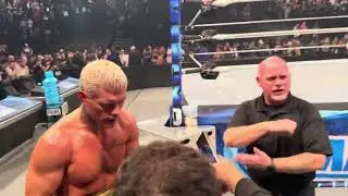 Cody Rhodes selfie with fans me😀#wwe #codyrhodes