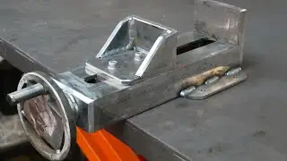 Making Vise for cutting metal /circular saw a cutting metal