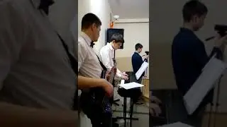 18 марта 2018 г. Молодежь поет на свадьбе Миши и Ани