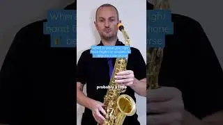 Where to place your right hand on saxophone - beginners sax course 🎷
