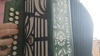 Песня Не воюйте с русскими, на гармони, цифры, 89277382068.