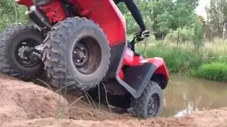 Vid #34 - creek crossing + breaking trail on '16 Rancher 420 4x4 DCT EPS
