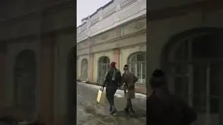 Первый киносеанс в России состоялся здесь в 1896г.