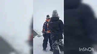 Забив в снежки + построили крепость из снега