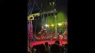 Цирк ШАПИТО, воздушный жонглёр