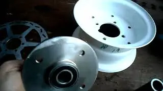 Tsunami custom made front wheel hubs