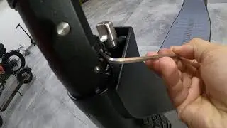 How to fix misaligned handlebar with wheel and Lock Cylinder on EVEONS G Max