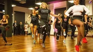 Madonna & Hard Candy Fitness / videoscout-it