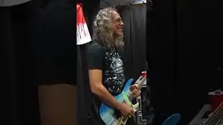 LARS ULRICH PLAYING GUITAR SOLO ON DRUMS! 
