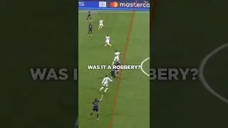 Did Bayern Munich get ROBBED? 😡